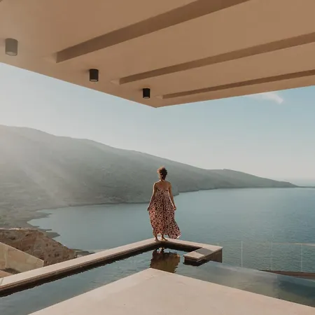 Happy Cretan Aparthotel